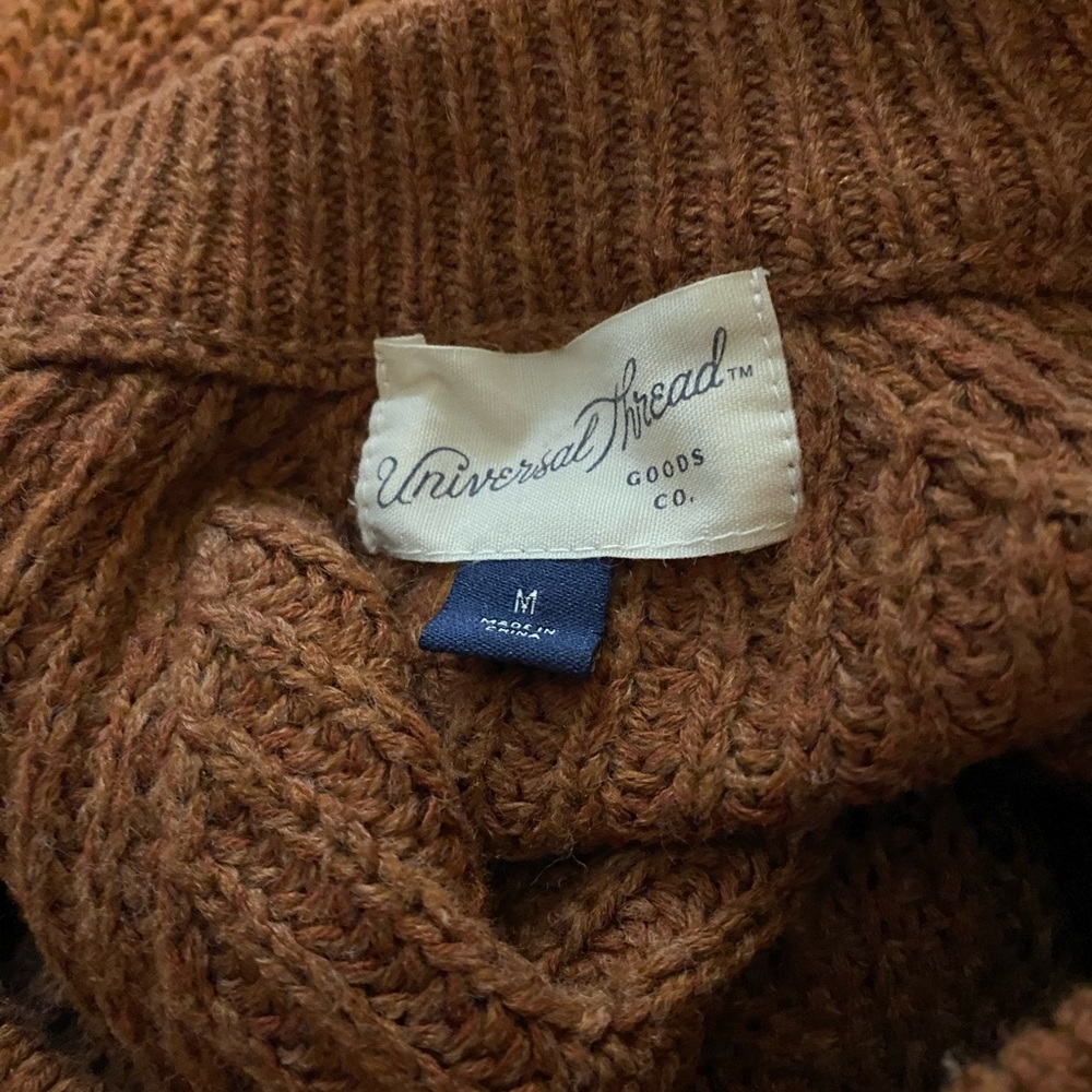 Universal Thread Sweater - Picture 3 of 3